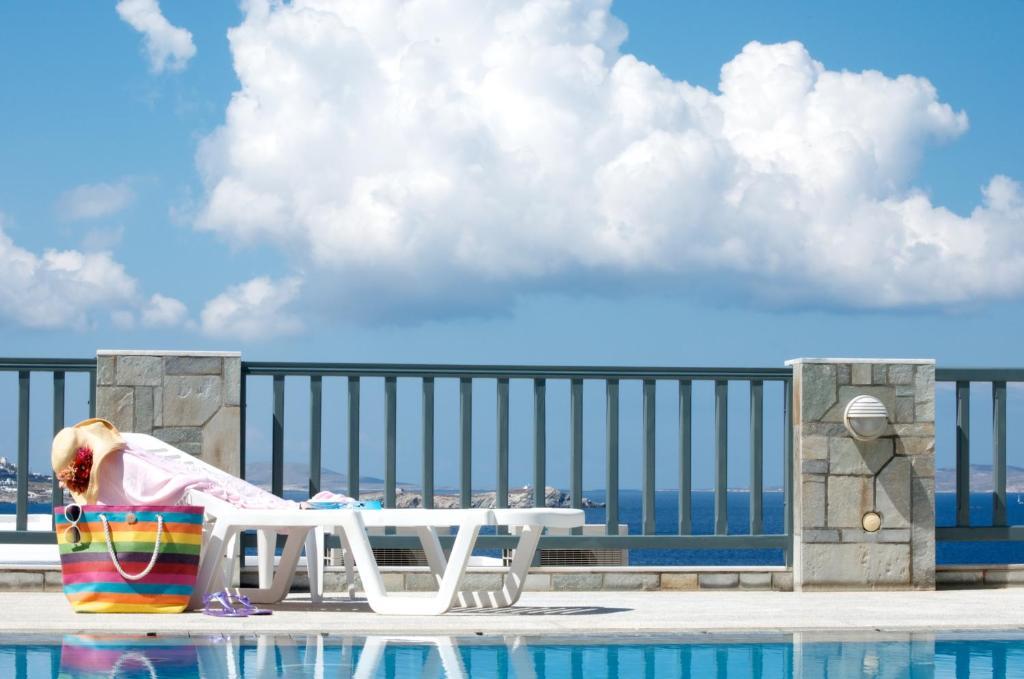 Alex Hotel Tourlos Ngoại thất bức ảnh